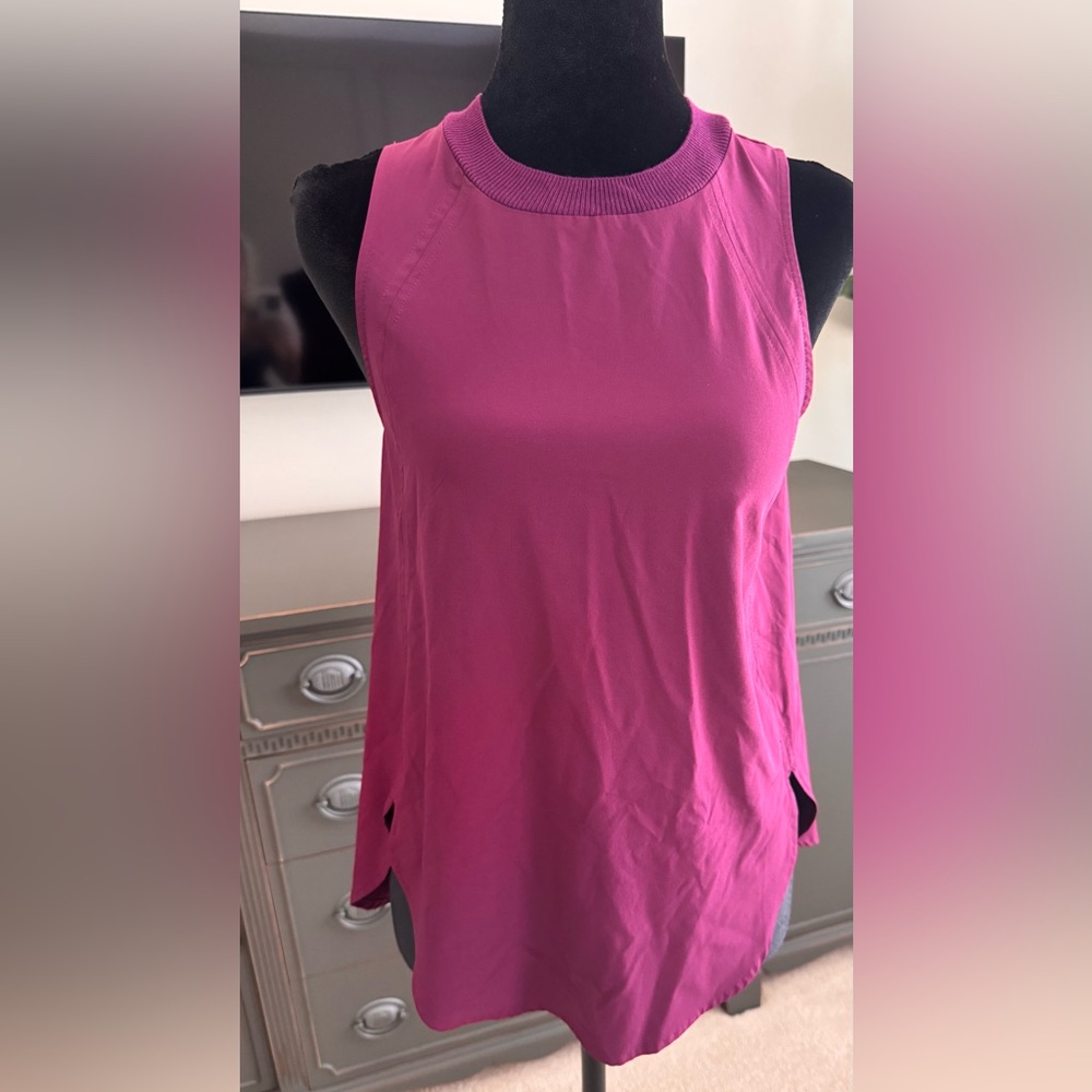 Athleta muscle tank XXs burgundy